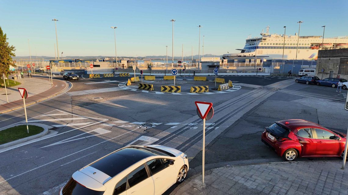 Sale a licitación la renovación del control de acceso a los muelles de Maliaño y su entorno