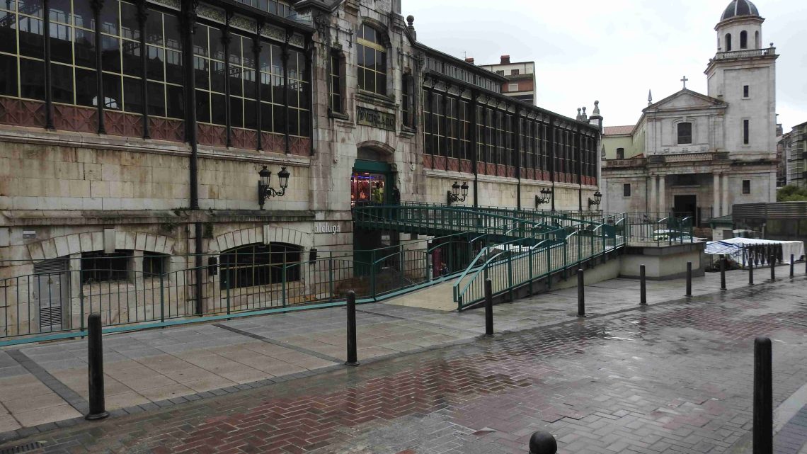 El Mercado de la Esperanza de Santander: 121 años ofreciendo calidad y cercanía en sus 80 puestos